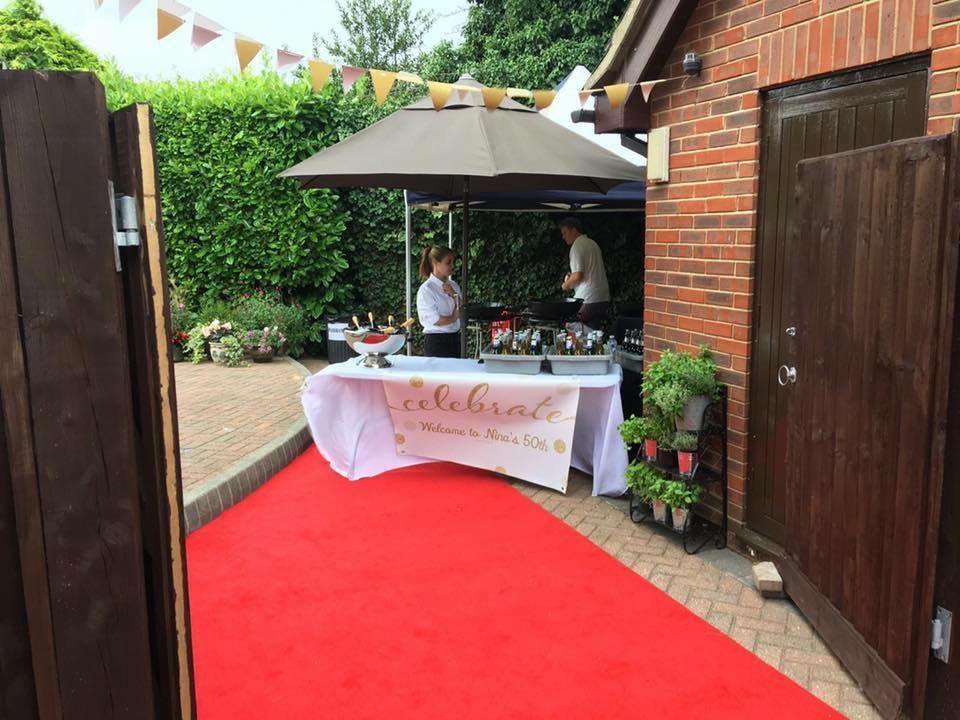 needabar's tweet photo. Planning a garden party, wedding or event that needs a bar? We can help! 🎈🥂🎉 https://t.co/hdMV09ORlG #essex #barhire https://t.co/mI4PofgYAX