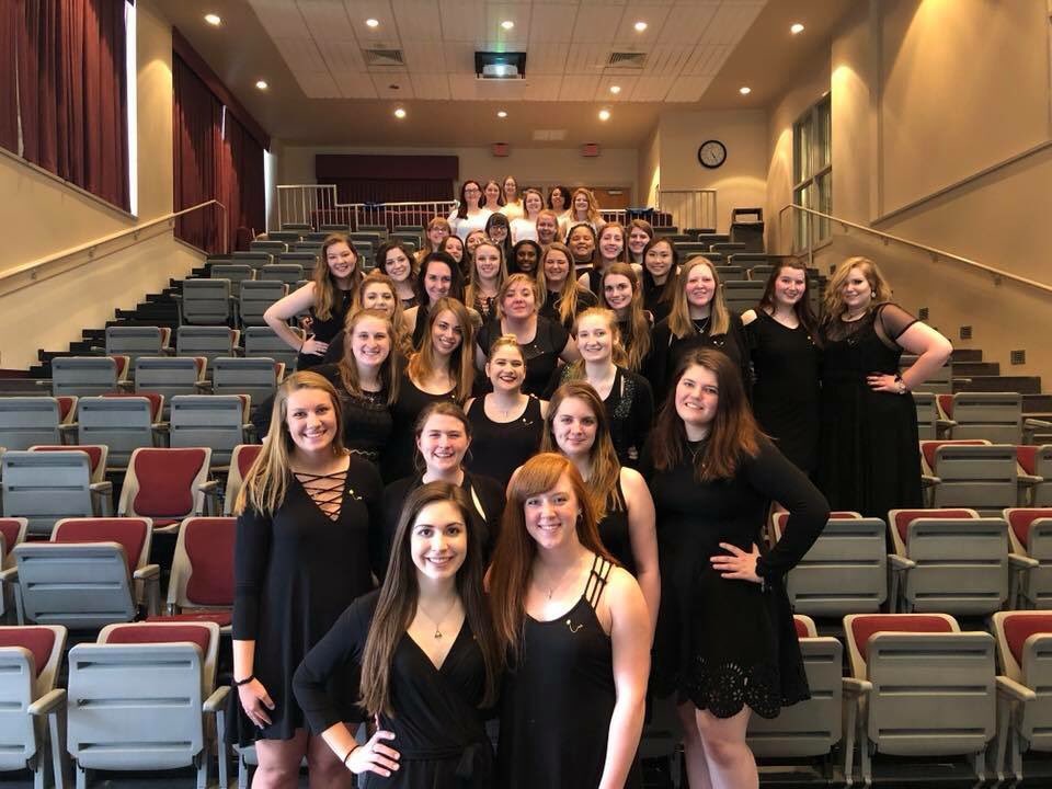 phisigdeltachi's tweet image. Congratulations to our 6 sisters who were initiated yesterday! We are so excited for you to build to the walls of our pyramid! #PhiSig #Ship #AimHigh