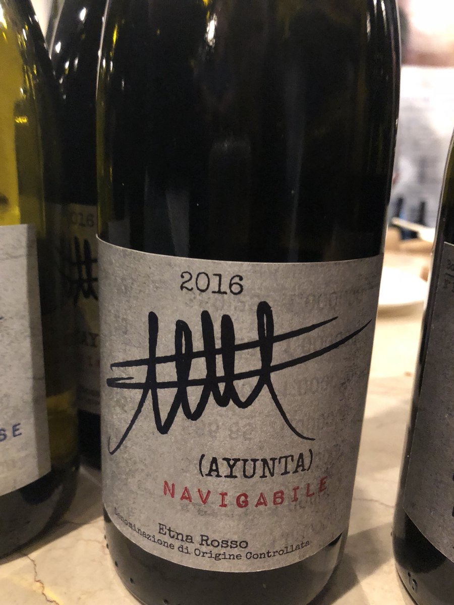 paroledivino's tweet photo. Ci sono eventi “fuori”. Questo è uno di quelli. Live @ La Soffritta #Verona otto aziende tutte da scoprire @sowinesofood @avmilanovino @gio_silver @rs_bc_bl https://t.co/oxPSgLyqLH