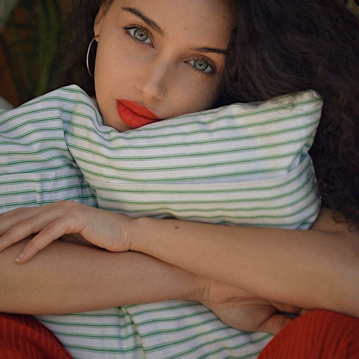 Poppy Chanelle (@poppychanelle) on Twitter photo 