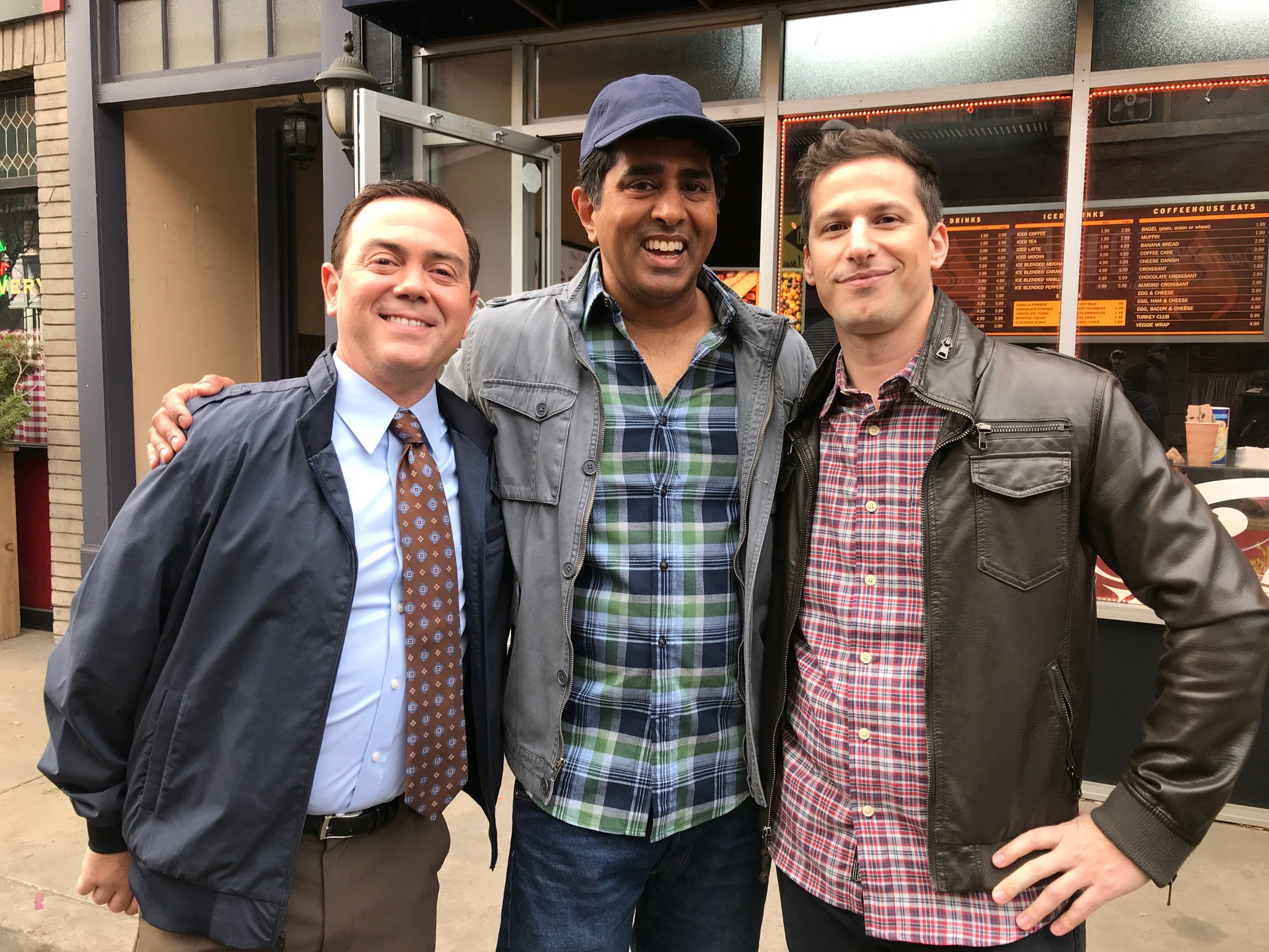 Jay Chandrasekhar I M Guest Starring On Tonight S Episode Of Brooklyn Nine Nine Tonight At 8 30 Est On Fox Brooklyn99fox Supertroopers 2 Tour T Co Doghmiz1ma