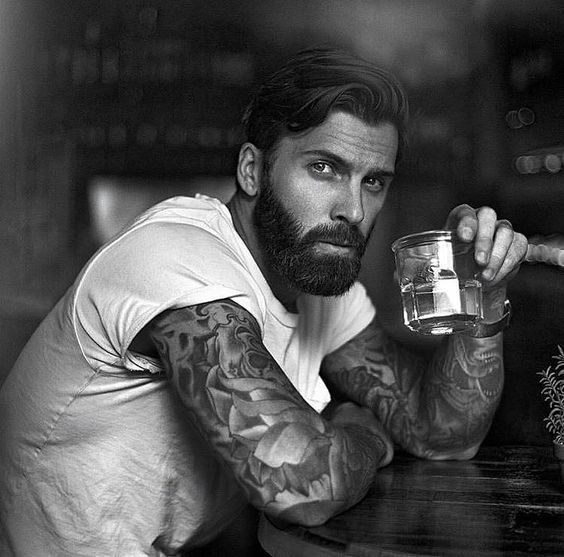BarbeChic's tweet photo. La #Barbe Chic de la semaine n°182
Modèle : Levi Stocke
Suivez-nous aussi sur #Instagram : @BarbeChic 
https://t.co/hBmml1rQGm https://t.co/u1PHUUlrAd