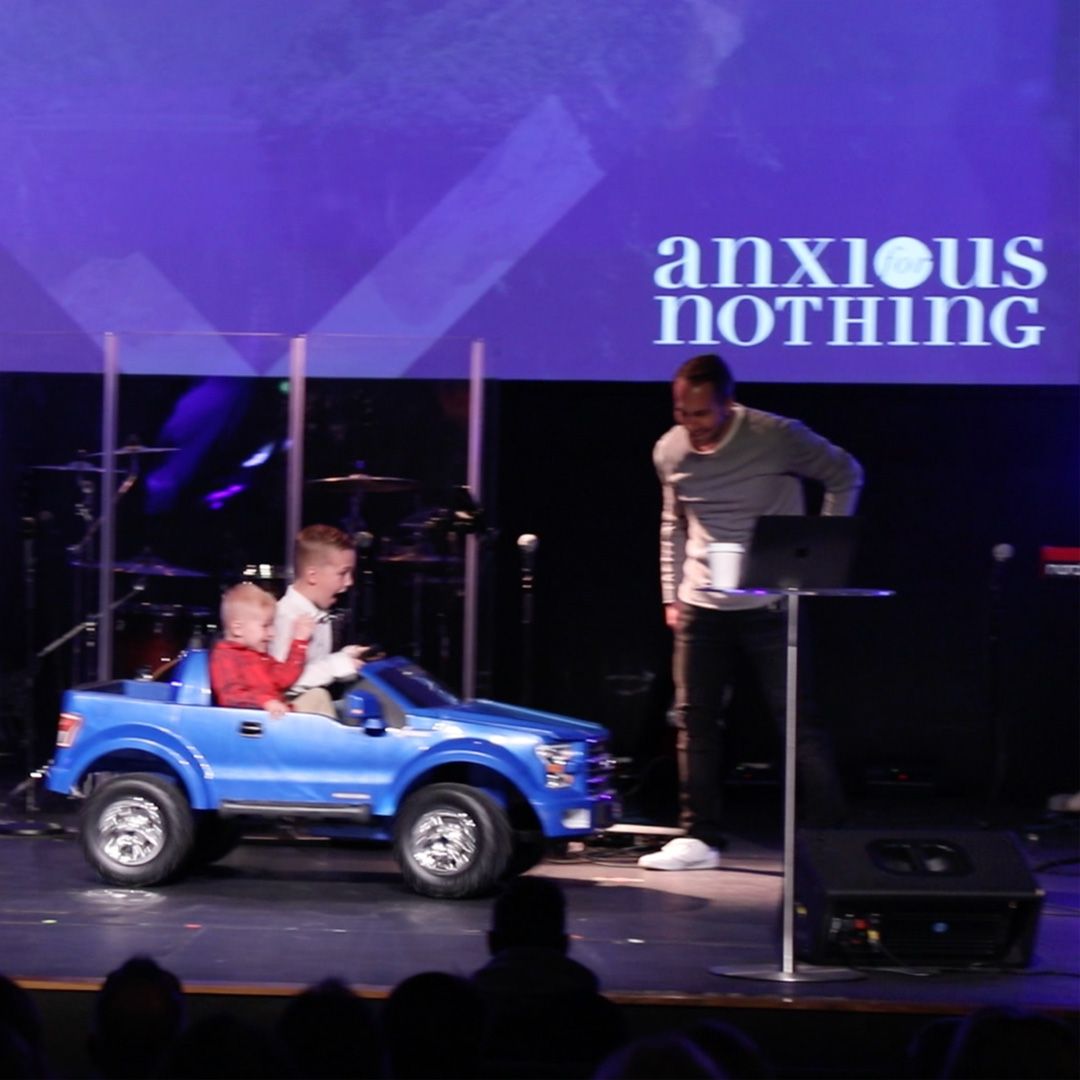 iamThriveChurch's tweet photo. "Let go of the outcome and let God take the driver's seat." -Pastor @JacobOuellette #iamThriveChurch #AnxiousforNothing https://t.co/sPYDK9wr4u
