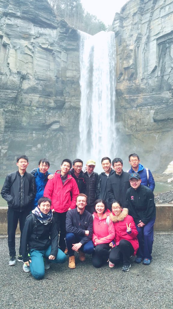 SongLinLab's tweet photo. Ithaca still hasn't got the memo about it being spring but that didn't stop us from having fun at Taughannock Falls today! #ithacaiscold #cornell https://t.co/fvTLWUvvHq