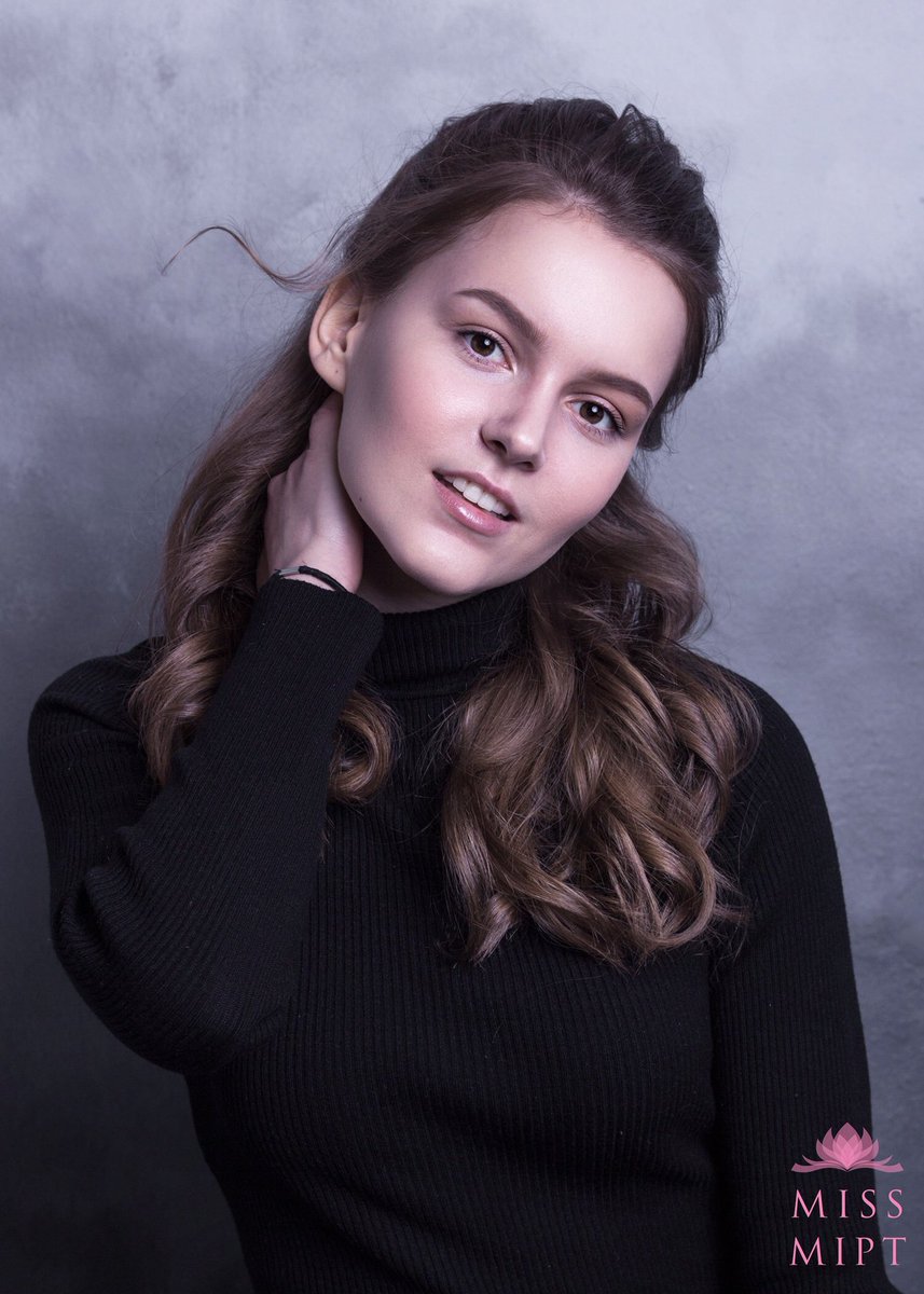 Уже идет онлайн-голосование в конкурсе Miss MIPT-2018. От ФРТК в финал прошла Влада Дениско.

Голосование продлится вплоть до 23:59 16 апреля. Для того, чтобы проголосовать, необходимо вступить в закрытую группу m.vk.com/missmipt  и поставить лайк.