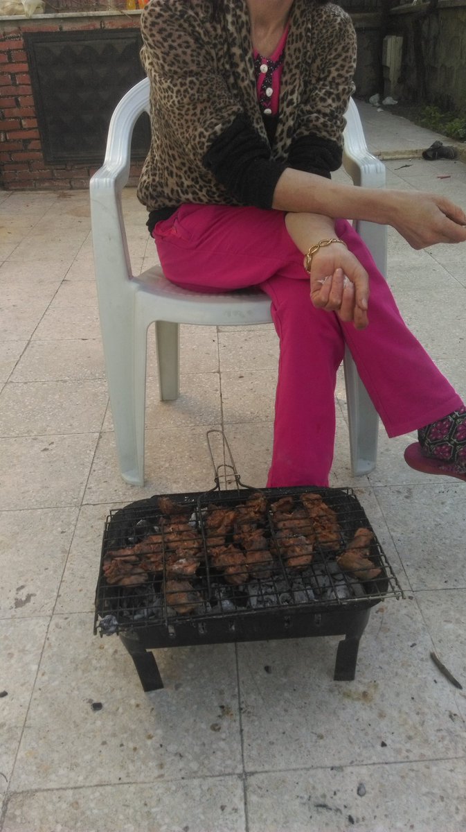 Tavuk fasli bitdi askimda kirmiziya devam askimda hizmetde sinir yok