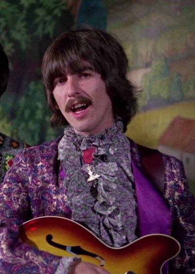 friseuringo's tweet photo. #TheBeatles at Saville Theatre, London, performing Hello Goodbye.
#JohnLennon in striped jacket & black shirt.
#RingoStarr in psychedelic shirt.
#PaulMcCartney & his classic alternative style "#FairIsleVest."
#GeorgeHarrison in baroque style jacket and ruffle shirt.
#fashion 1967 https://t.co/kLoMixk60B