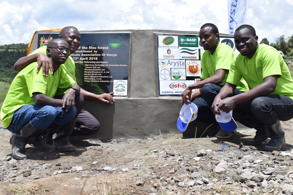 CropLifeKenya's tweet photo. And the support was overwhelming!!!! Planting trees for the future generations #treesforlife
@Oshochem @Ultravetis @kenagro_limited @AmuyunzuP @kwabwire @waluwande https://t.co/bKFpuJHhnu