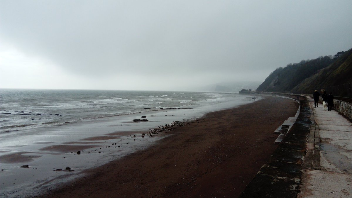 "Because there's nothing more beautiful than the way the ocean refuses to stop kissing the shoreline, no matter how many times it's sent away" Sarah Kay. <a href="/TeignTourism/">Teignbridge Tourism</a> <a href="/Teignbridge/">Teignbridge</a> @TeignmouthPier @PolVogel #teignmouthbeach #beach #coast