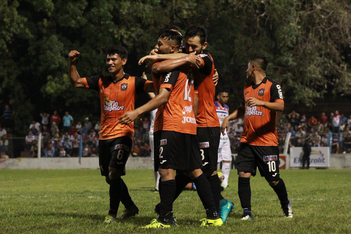 Marii_Alvarado's tweet photo. Excelente Victoria
En las Buenas &' En las Malas
SIEMPRE Con Ustedes Muchachos
@cdaguilaoficial 🖤🧡
💪 #CDAGUILA #VG6 #NEGRONARANJA #NoSoyResultadista https://t.co/YZbdBnehbf