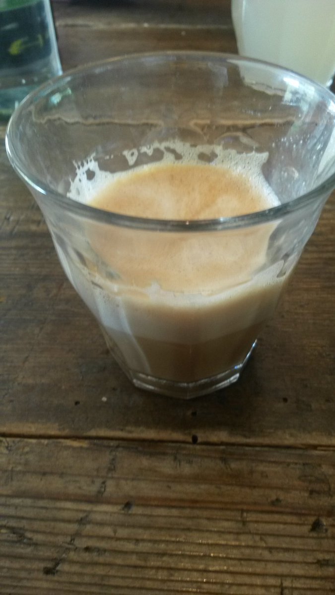 DaGr77's tweet photo. #cortadolove #kaffeis @DasKaffeis https://t.co/K9eZWG5DT2