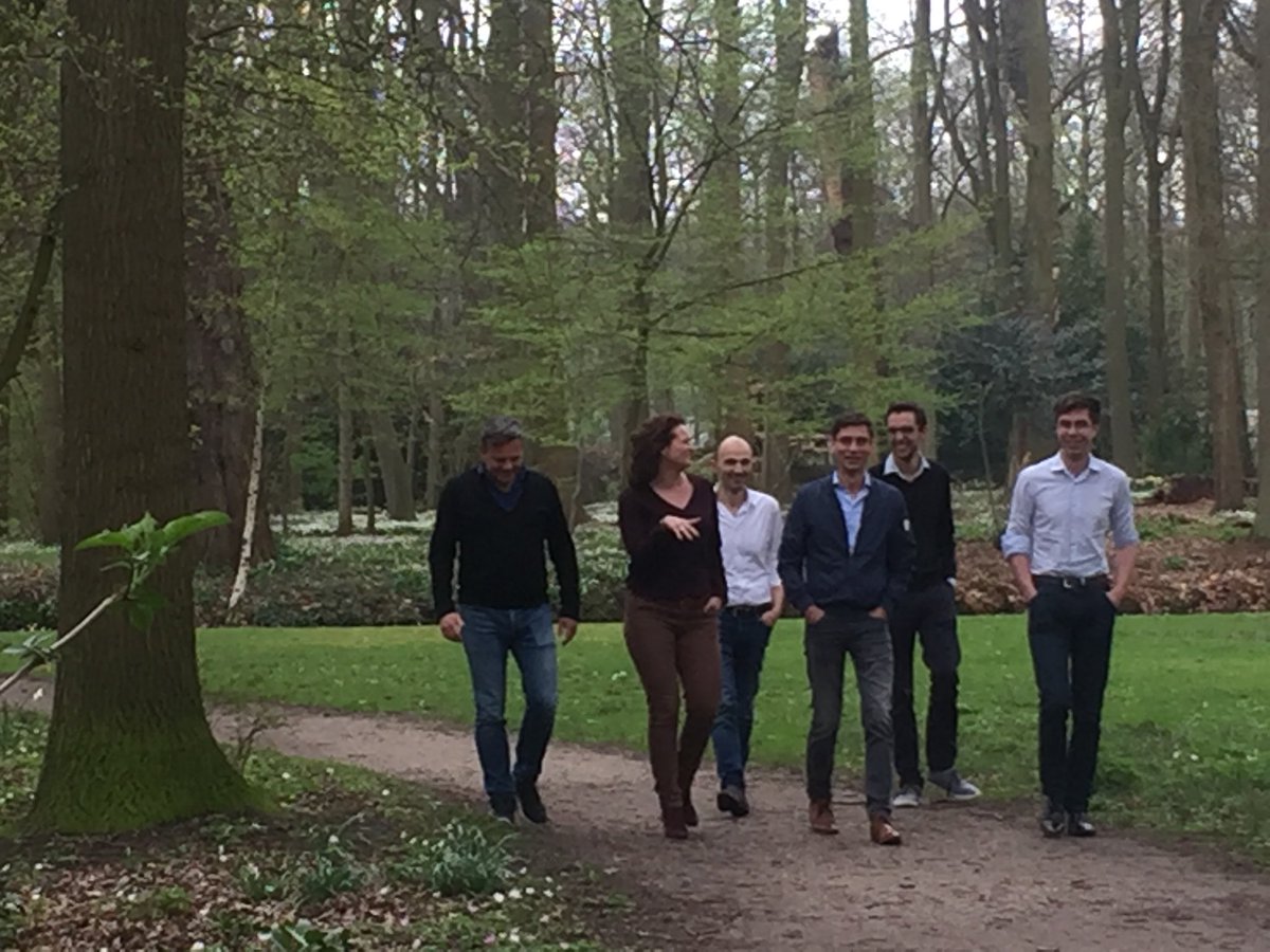 Even een break tijdens formatiegesprekken. Onderhandelaars D66, Groen Links en VVD zijn vandaag opnieuw bijeen. Goede inhoudelijke constructieve gesprekken.