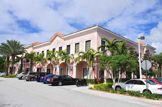 IntegrativeFoot's tweet photo. New podiatry office location in Jupiter Florida for Integrative Foot &amp; Ankle Centers 561-293-3439 https://t.co/wW2s5wMEe6