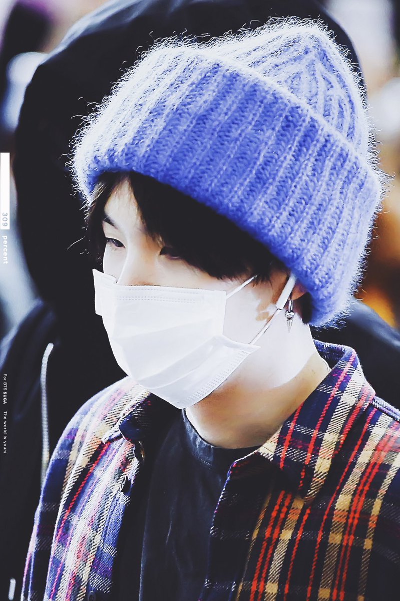 309percent_suga's tweet photo. 180413 김포출국 

소년  少年💙

#방탄소년단  #BTS #슈가 #SUGA #민윤기 https://t.co/kYC6GC80C9