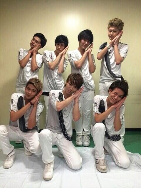 北村匠海 俳優 Dish 動画像 超特急の Shake Body という曲をebidan The Live限定ユニット 寝台特急 で披露したものです