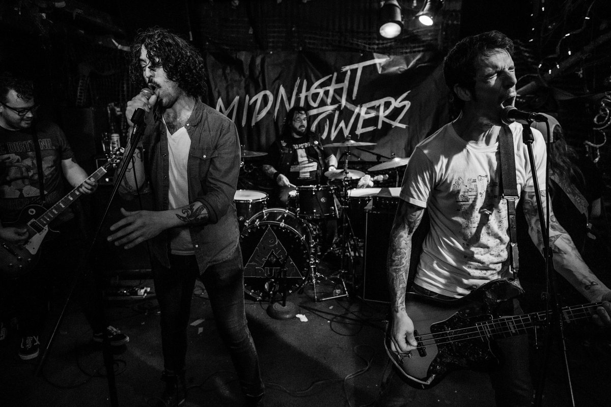 Thanks to everyone who came out Friday! It was a late night and we appreciate you staying around! See you soon. Photos by <a href="/franny_glass/">kelly shee</a>