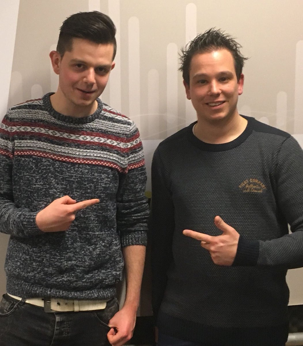 Luister gezellig mee naar Bart &amp; Stan

18:00 : Stan - Stan's weekend party
20:00 : Bart en Stan - Code oranje