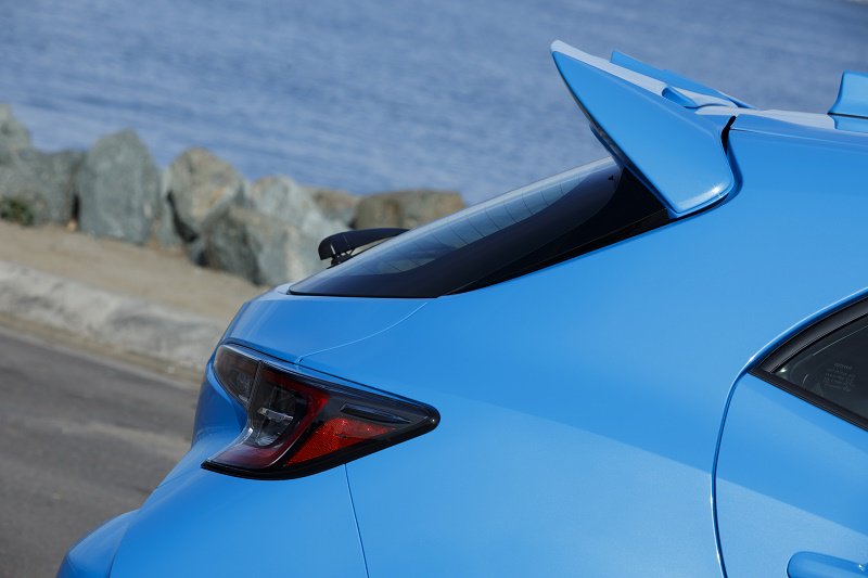 autoboomer's tweet photo. 2019 Corolla 'Hot' Hatch arrives next month with New TNGA Dynamic Force 2.0L CVT w/paddle shifters or NEW 6-speed intelligent manual transmission Can't tell you more about them until next week.   #corolla #Toyota #inwheeltime https://t.co/MxRogQlMBH