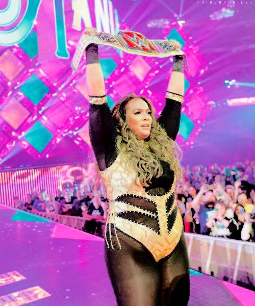 KennyShipp9's tweet photo. Chase your dreams and it will all be worth it @NiaJaxWWE can prove that #RAW Women's Champion https://t.co/ckb67fWRDv
