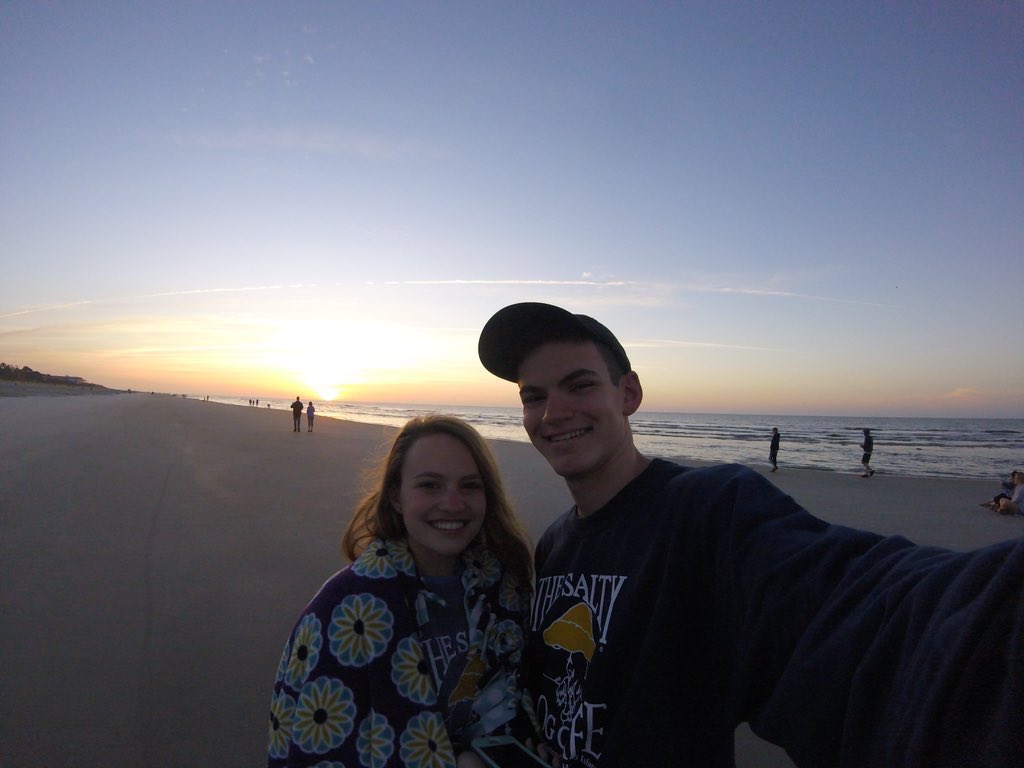 BBHHSProm2020's tweet photo. What’s better than the beach? Prom!!! Hope your night is as amazing as that view👍🏼😁 @jackie_berish @colincharb24 https://t.co/56QIWknnG1