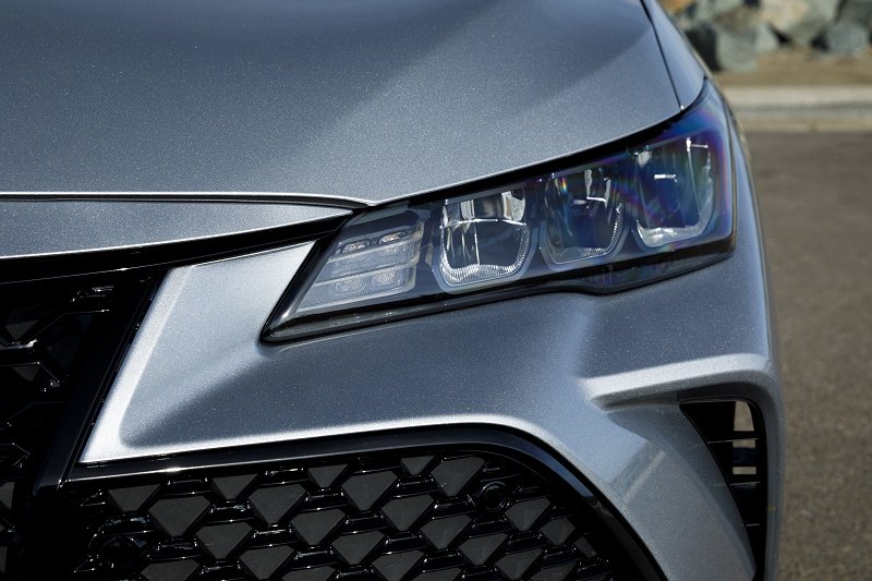 autoboomer's tweet photo. 2019 @Toyota AVALON (arriving later in year) is all new with available features like Amazon Alexa, Adaptive Variable Suspension, ALL LED lighting and Adaptive LED Cornering Lamps &amp; and a whole lot more  #Avalon #Toyota #inwheeltime https://t.co/empSmLYRLj