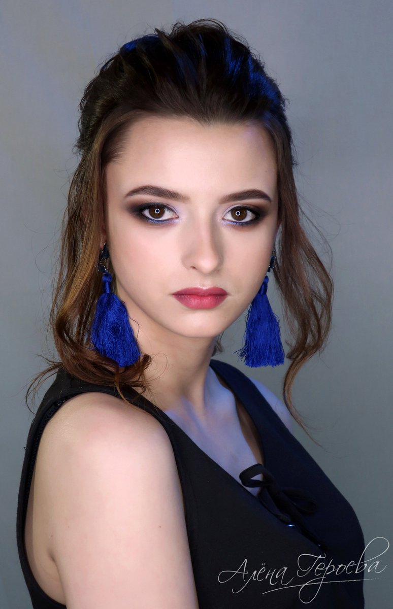 AlenaGeroeva's tweet photo. #Модель: Анастасия Гормакова Sigma
#Макияж и #прическа: Алена Героева
#Визажист #Визаж #стилист #Смоленск #МакияжСмоленск #ВизажистСмоленск #Sigmascouting #SigmaScoutingSmolensk #sigma_family #Smolensk #бьютисьемка #ОбразМодели #преображение #MakeUp #мейкап https://t.co/BVdutDuGGZ