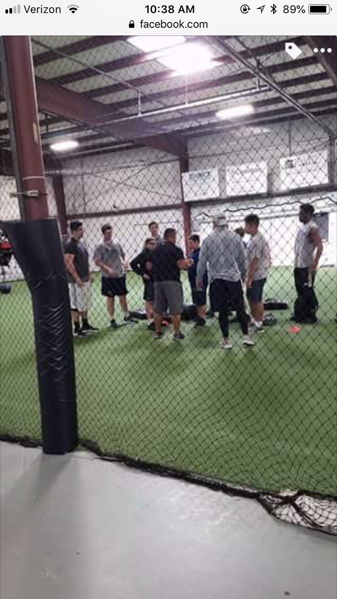 BigBrown90's tweet photo. Camp #2 of the off season underway! Had 10+ high schoolers learning this morning! #perfectyourcraft #dmvtrenches #hardwork #handcombat https://t.co/DhgyYRb7ST