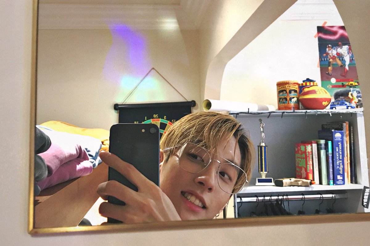 HollandChile_'s tweet photo. [15042018 | SNS] Actualización de Holland en Twitter.

"Hoy en historia de @instagram 💭
Mi Instagram --> holland_vvv "

@HOLLAND_vvv 
@HollandChile_ 
#hollandchile https://t.co/1NhS2P4Axw