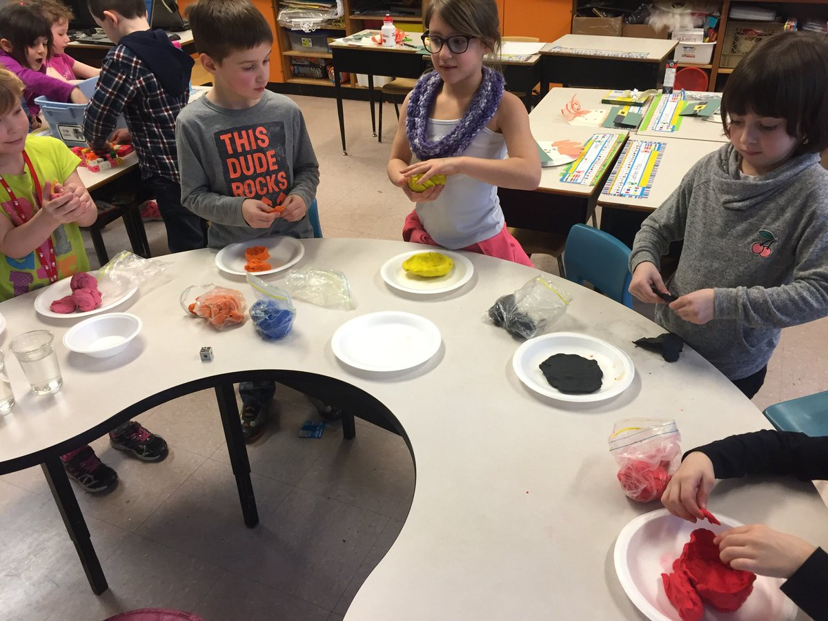 MissMurray07's tweet photo. We’ve been so busy I haven’t had time to post in awhile! Check out the great things students are doing BES. https://t.co/KrcmLwXJNZ