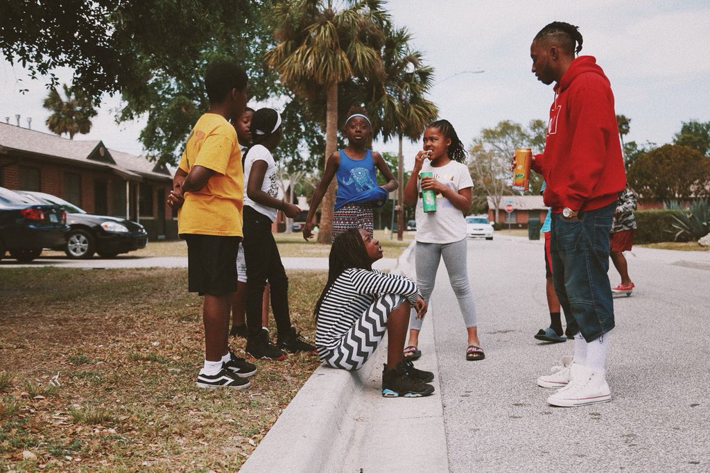 __K__I__N__G_'s tweet photo. “Teach the babies to, take the nation that’s, really rightfully theirs and...” - @WhoIsCrown #Down20 #4daLuv https://t.co/tKEsjahsrx