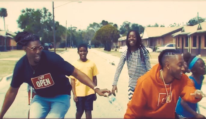 __K__I__N__G_'s tweet photo. “Teach the babies to, take the nation that’s, really rightfully theirs and...” - @WhoIsCrown #Down20 #4daLuv https://t.co/tKEsjahsrx