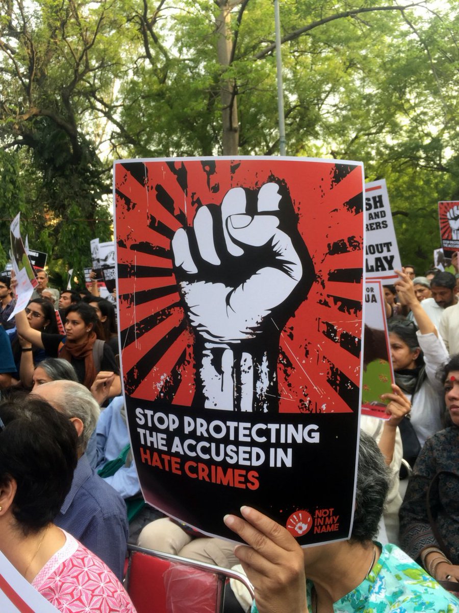 thewire_in's tweet photo. 'Those who spread hatred cannot win': Hundreds protest handling of #Kathua, #Unnao rape cases https://t.co/jVc0wT51Pz | @KarnikaKohli

[Photos] https://t.co/01U0TWjsM3