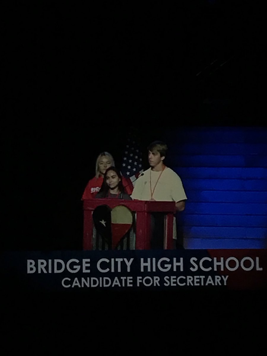 DrG_TylerISD's tweet photo. Great job @losack_collin and @BridgeCityHS!! #chpantherpride https://t.co/hgpr1qfxUW