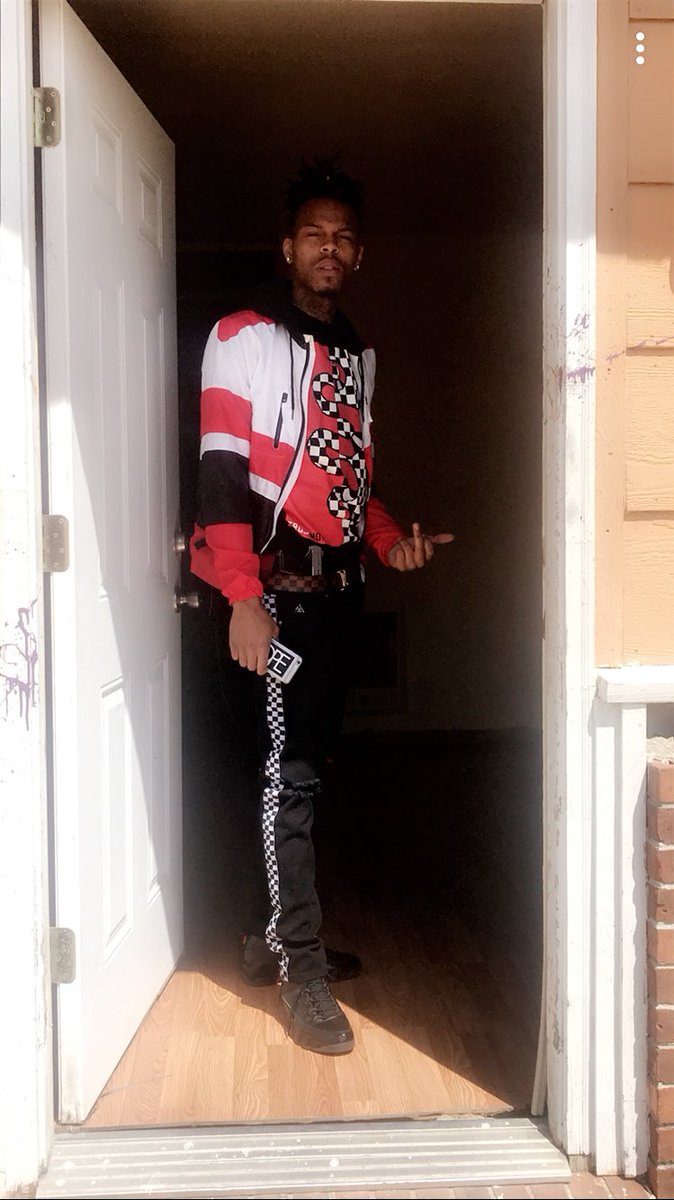2RealMillionz's tweet photo. This drip going to cost you #NBA 💯💧🤮💙 https://t.co/DMheqZOioV