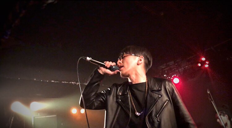 k3y1k5's tweet image. BASIさんのライブほんまに最高やった…もちろん茂千代さんもISEEIさんもかっこよすぎたし、セク山さんのDJタイム笑いすぎてしにかけたし、ずっと楽しかった…もう、最高…全公演行きたいレベル…しんど… #BASI #BASICMUSIC #basi_thebasicband