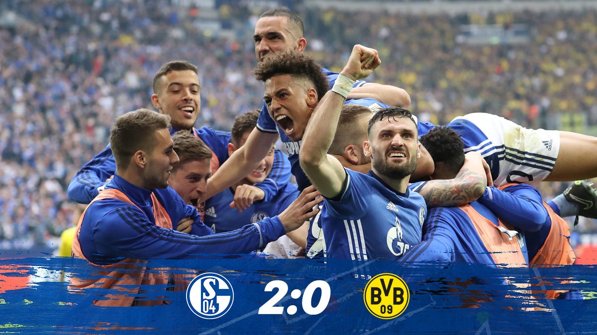 s04's tweet photo. DERBYSIEGER, DERBYSIEGER, HEY, HEY! 😍

#S04BVB 2:0 https://t.co/zNBxEufzwX