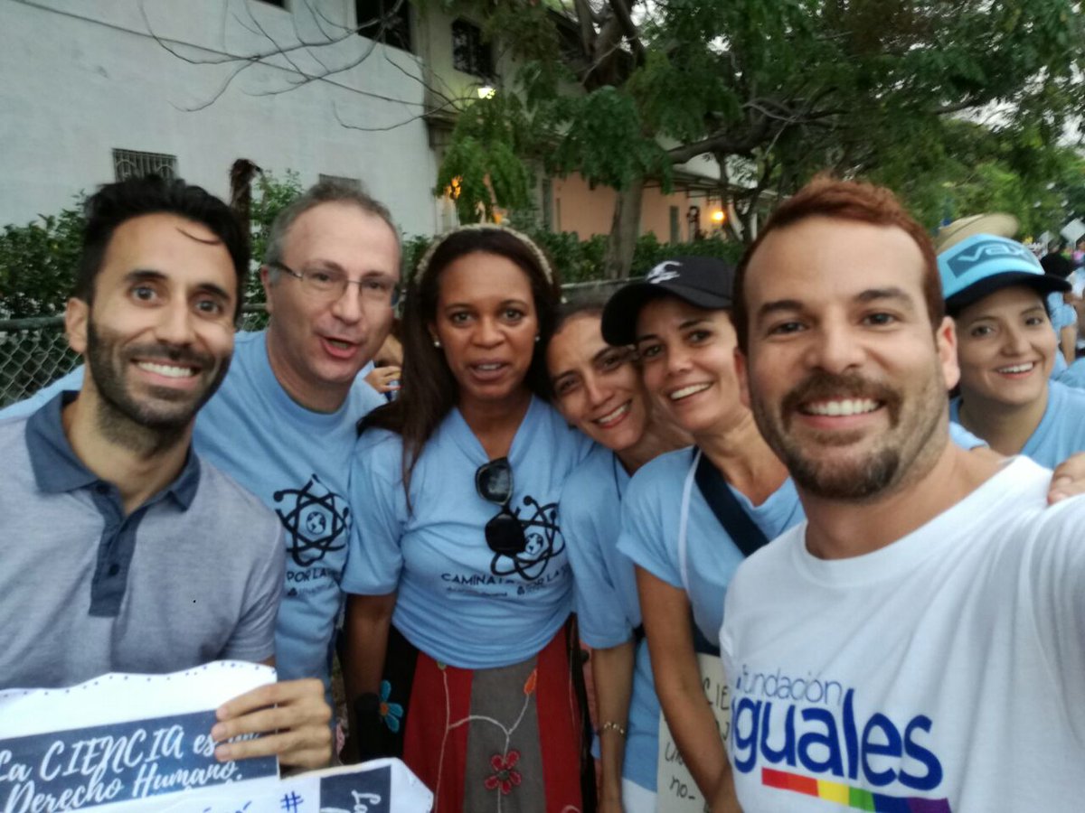 negrita73bn's tweet photo. Las marchas unen personas que tienen un objetivo común @BrittonGaby @raisabanfield @ivanchb @DiegoEleta #MarchaPorLaCienciaPTY @figualespanama https://t.co/8Mku8NWATn