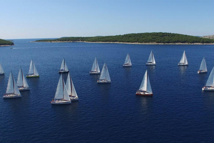 DDI_Development's tweet photo. Sails.js Version 1.0 features async/await capabilities and a web template.
https://t.co/VgG2KLJFLA
#ddi_dev #Node.js #JavaScript https://t.co/FVgcUHldU4