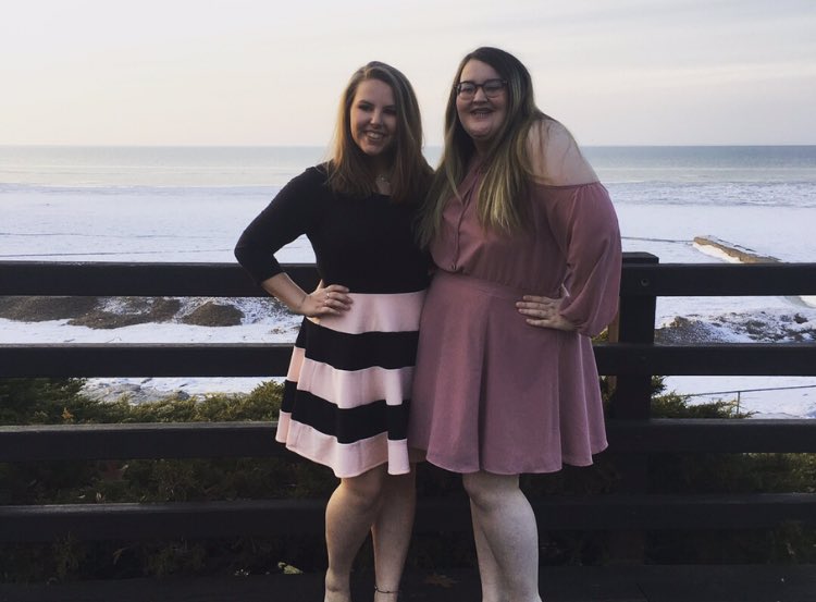 abbyhaggard11's tweet photo. happy 18th to one of my favorite and most beautiful people ever ❤️❤️ love u so much thank u for being like the best ever and a great workout buddy!! #heywhatsupyouguysyes #freakyfriday #garbage #halfapps:( https://t.co/ZcnRYa7B0Q
