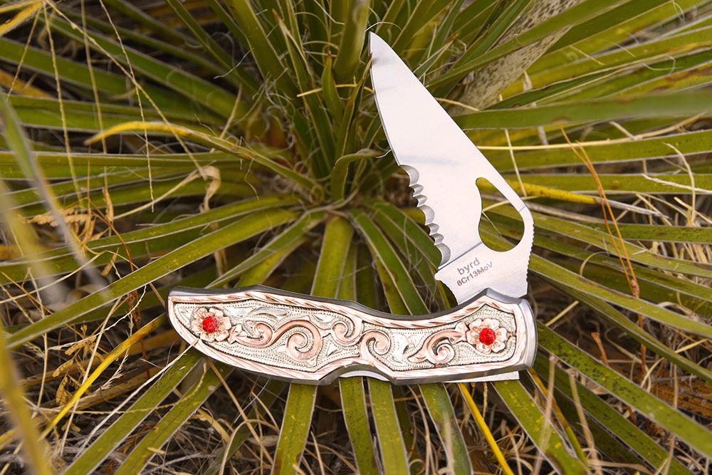 coolhorseTX's tweet image. Are you ready to get your hands on one of these beauties? You can custom order yours today through our division, Champion's Choice Buckles! #customknife #customsilver #coolhorse #championschoicebuckles #ccb