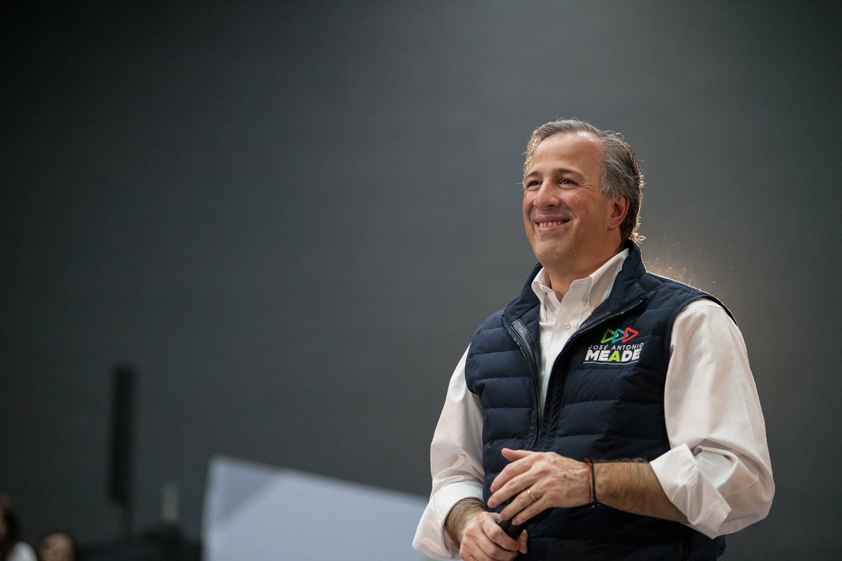 JoseAMeadeK's tweet photo. Espero que ahora que pierdas por tercera vez, no pierdas el buen humor, Andrés. #AndrésPerderásOtraVez https://t.co/ub7u2IjHAC
