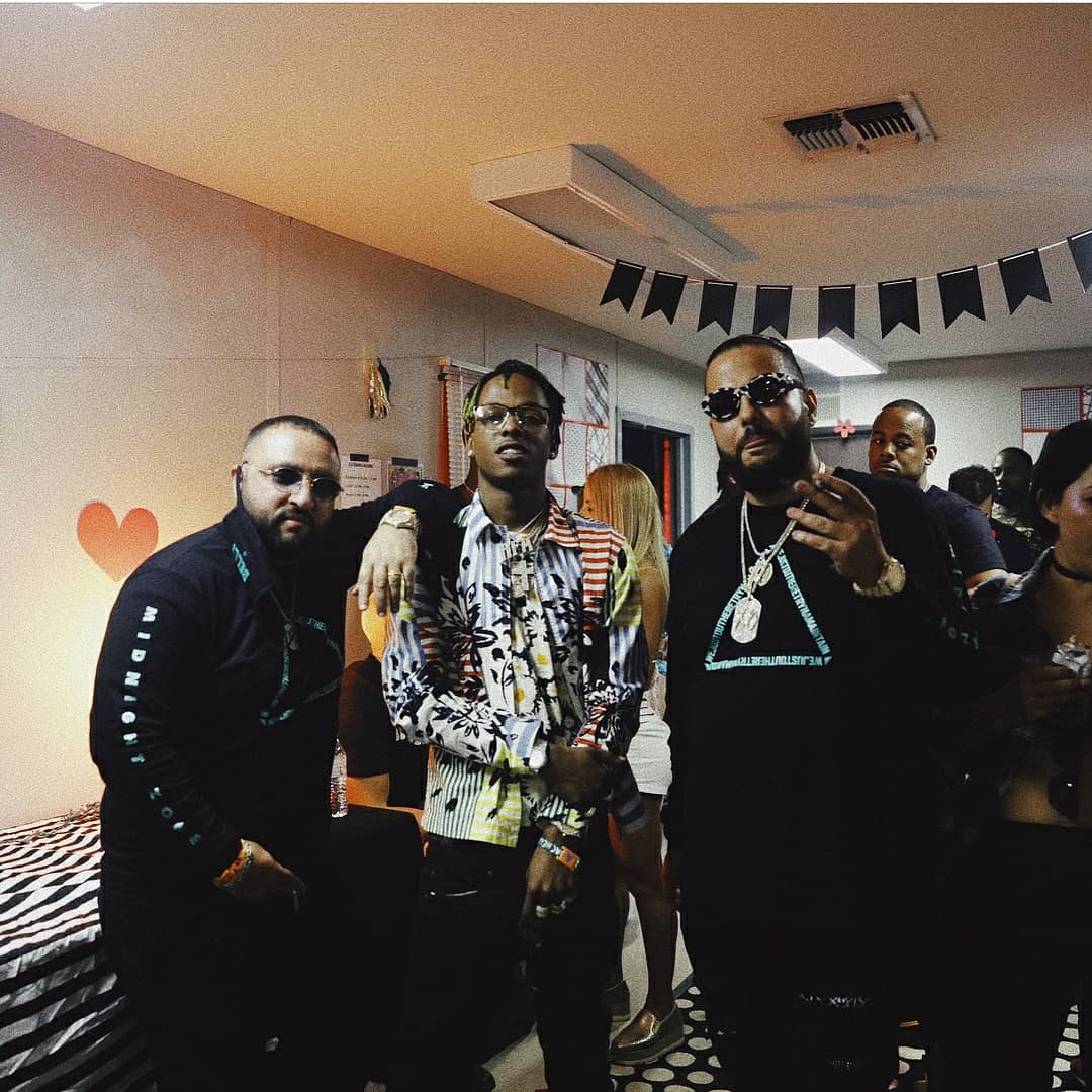TheHypeStuffBR's tweet photo. Primeiro dia de #Coachella18 #Coachella #Coachella2018 #Rappers #Hype #HypeStuff https://t.co/TrH6b5rKUr