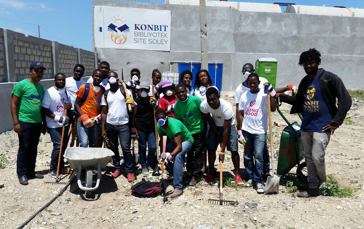 Dorezer's tweet photo. Retweeted Good Deeds Day Haiti (@GoodDeedsDayHT):

Support to @kbsshaiti
#GoodDeedsDay #GoodDeedsDayHaiti https://t.co/0kBZ3roAdP https://t.co/jAw9NBRgZF