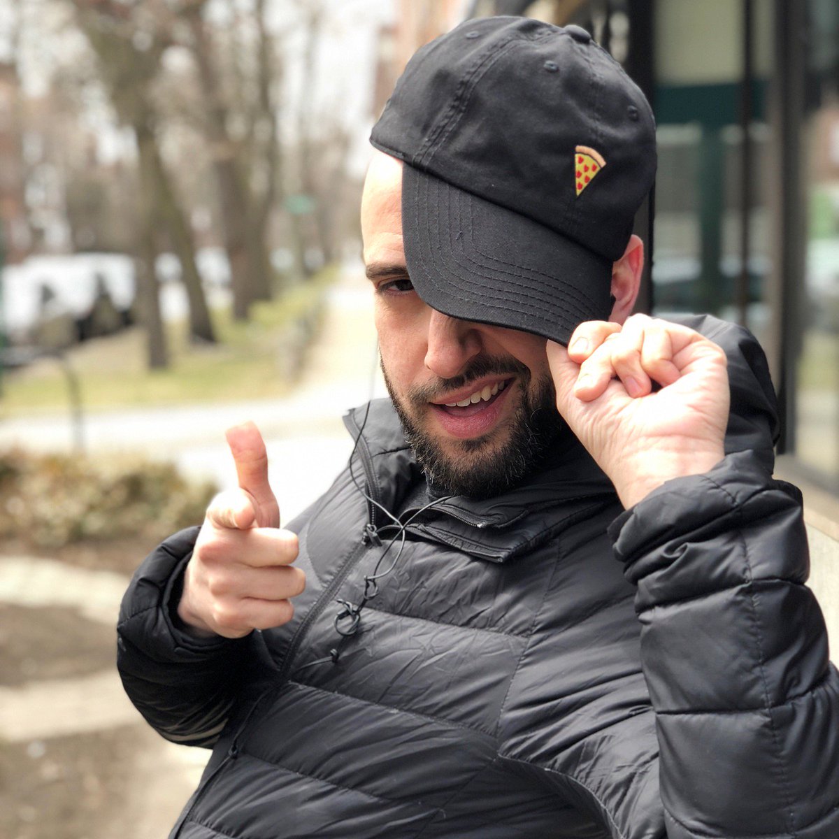 Hey yo Tony, where'd ya get that fresh pepperoni?
•
•
•
#pizza #pizzaparty #pizzapizza #brunch #sunday #sundayfunday #fashion #unisex #unisexfashion #baseballcap #dadhat #pepperoni #linkinbio