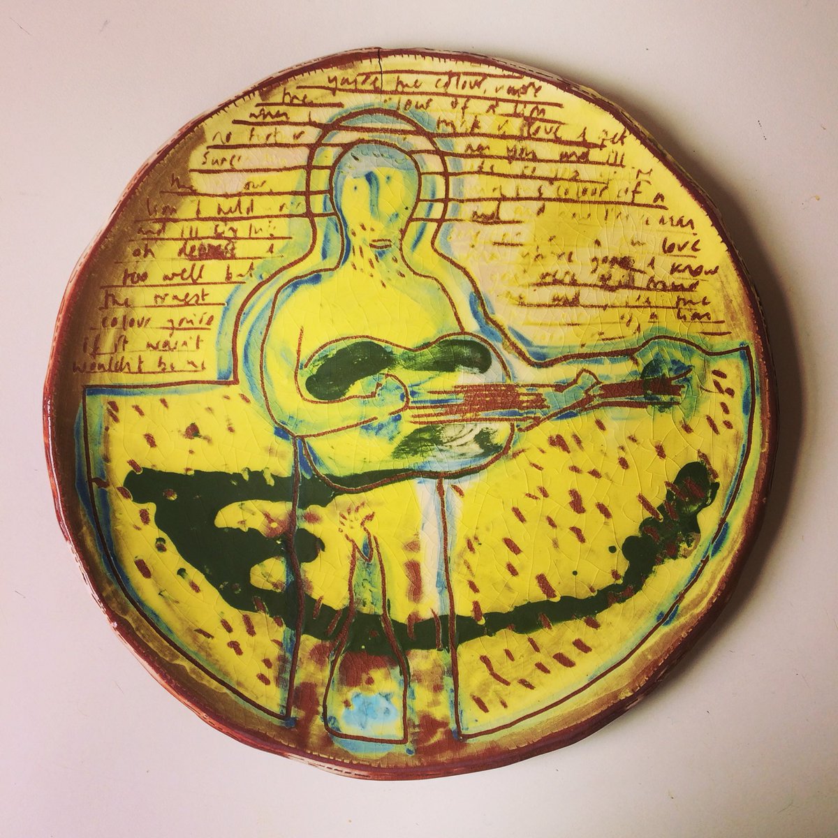 aiden_china's tweet photo. I AM A PLATE #ceramics https://t.co/PJWYayhF7s