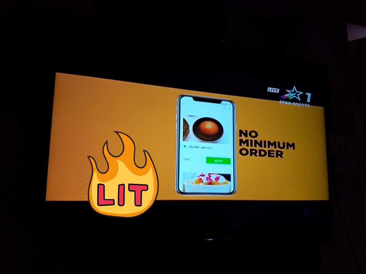 AashiyaRetail's tweet photo. @faasos

 ads making me hungry
#ButFaasosIsBest
@iamsrk @AashiyaKhan @AasifaKhan https://t.co/h4mcMMxg2H