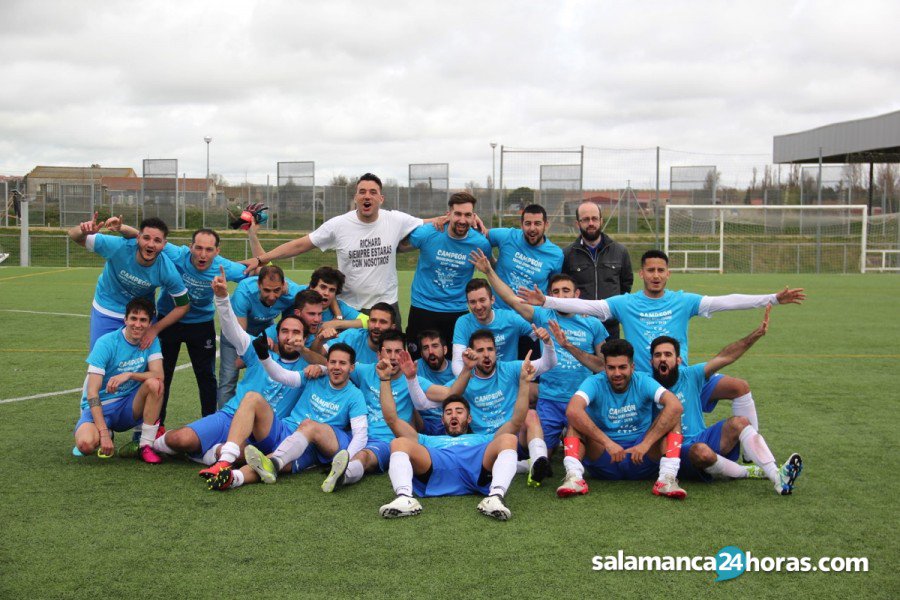 s24horas's tweet photo. GALERÍA | ​El @HyDCafeDePeter, campeón del Trofeo Charro https://t.co/4AeioQND44 vía @s24horas https://t.co/B8sCmkytRl