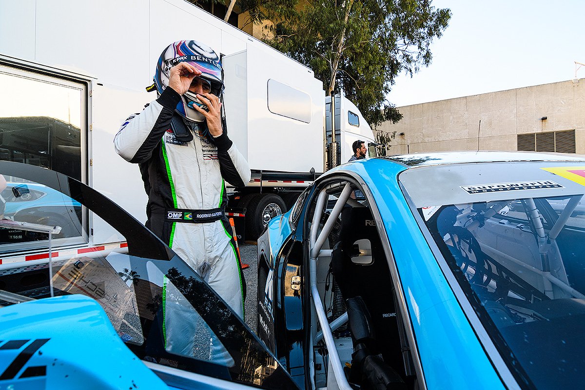KPAXracing's tweet photo. Driver of the No. 3 @BentleyRacing #ContinentalGT race car, @RBaptistaRacing, will make his racing debut at @ToyotaGPLB today for the third round of @WCRacing Sprint GTA. #PWCLB https://t.co/16QNij4r9a