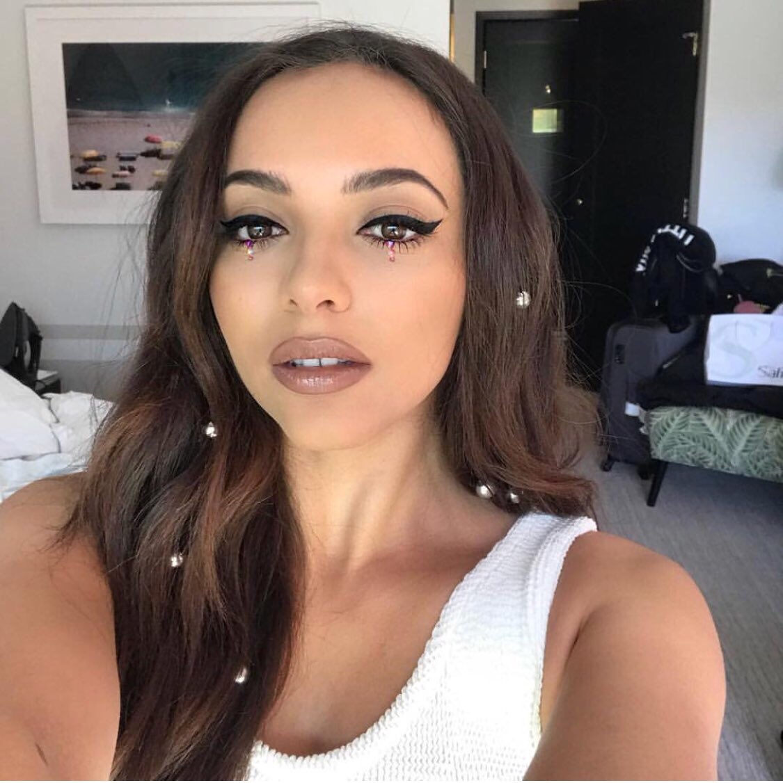 _LifeWithLM's tweet photo. #LeighadeTakeLA 🌴🌸🙌🏻 @LittleMix https://t.co/WKzPJr0pdl