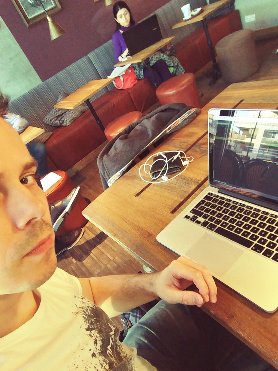 miltomasz's tweet image. BakingApp is being baked☺️👍#madewithudacity #GoogleUdacityScholars #AndroidHackathon #androiddev